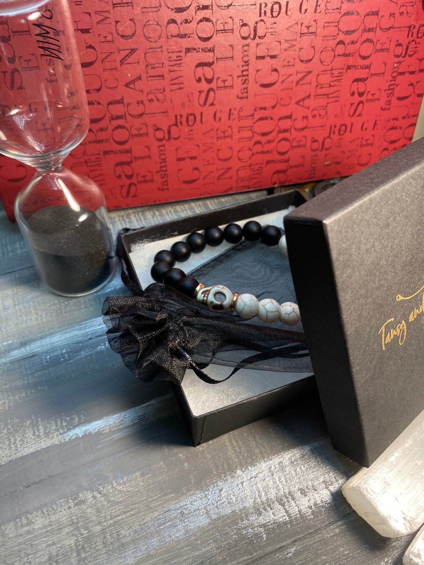 TAIK Onyx Turquoise Skull Stone Bracelet™