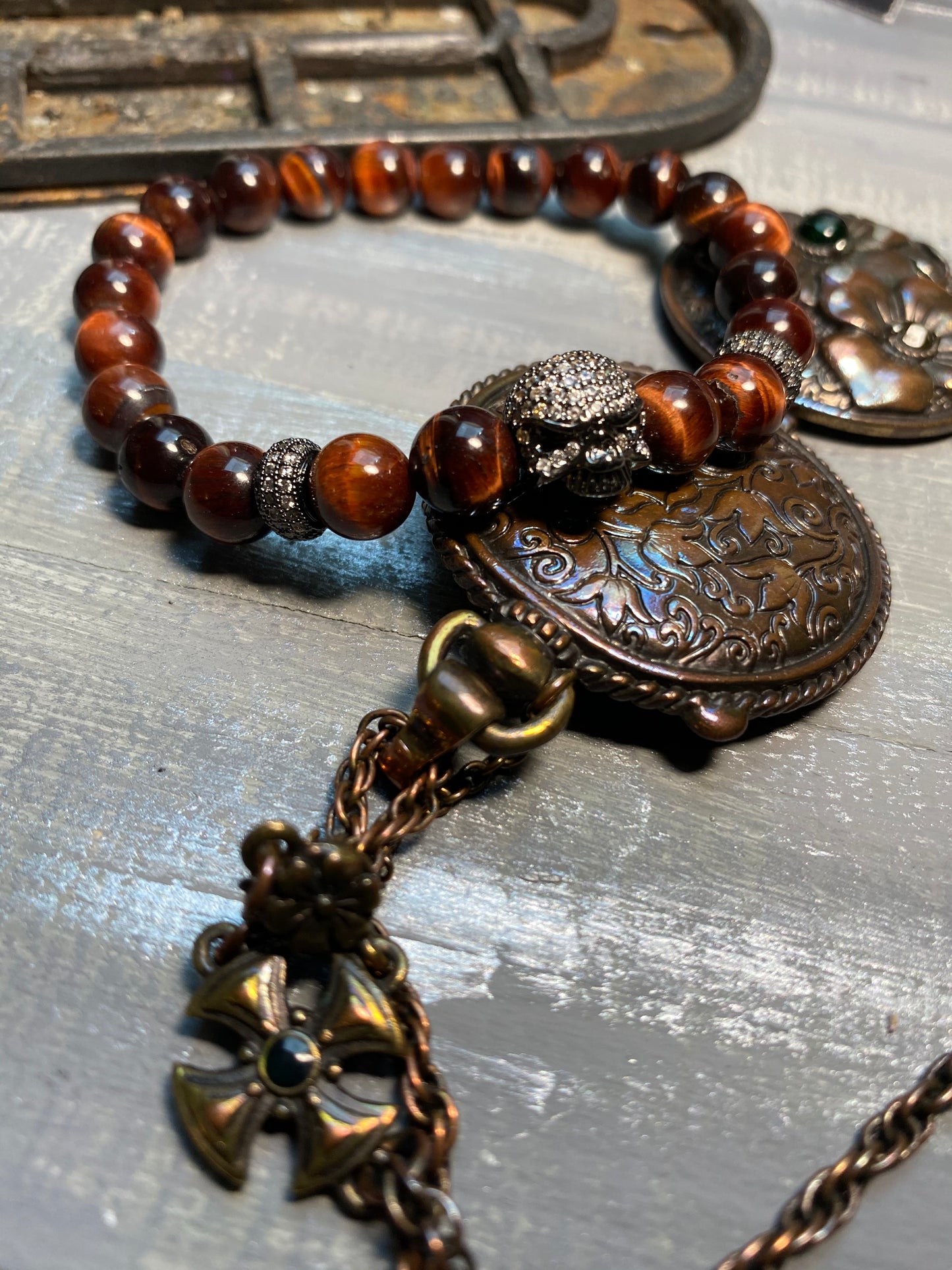 TAIK Red Tiger's Eye Skull Stone Bracelet™