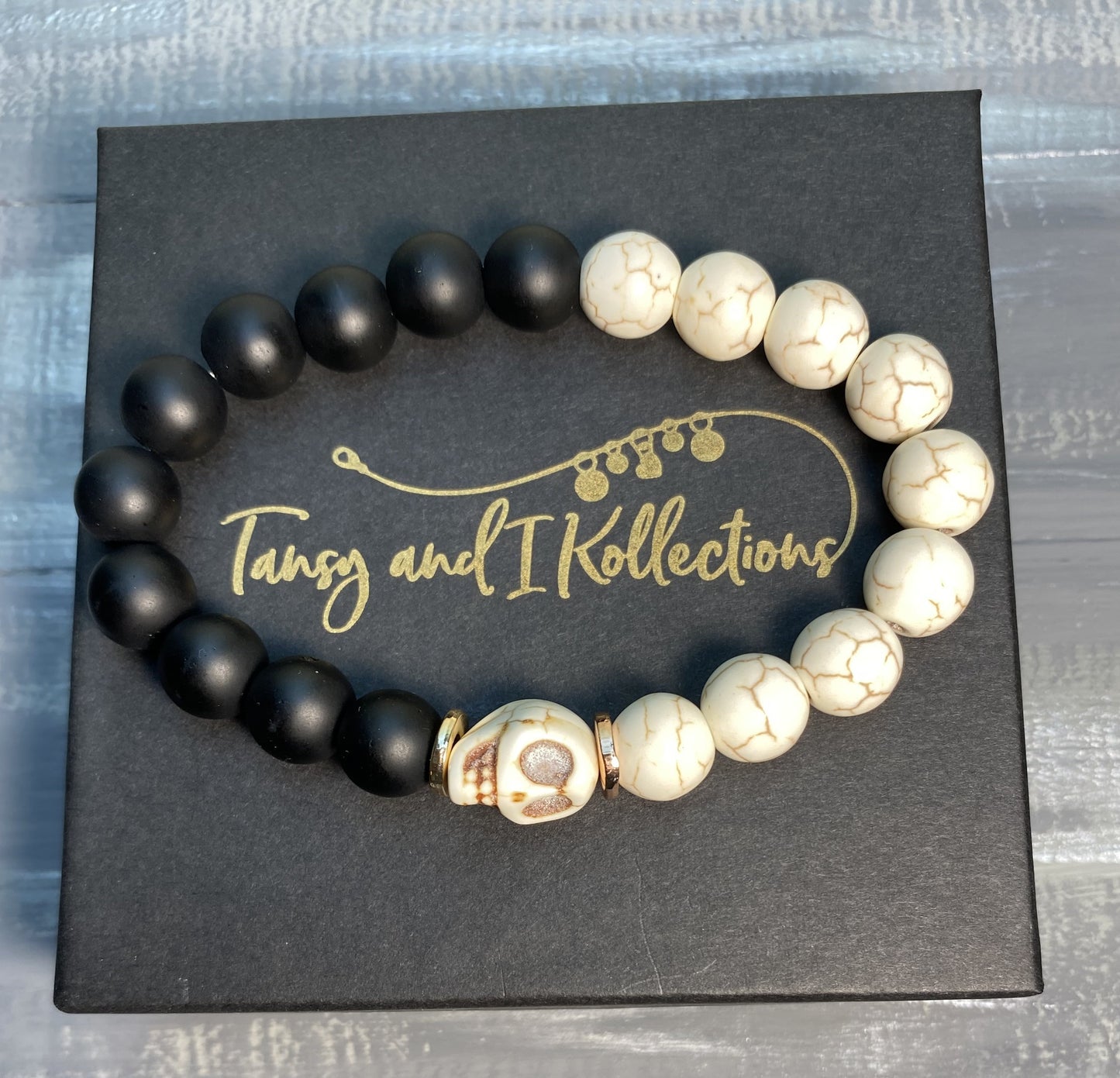 TAIK Onyx Turquoise Skull Stone Bracelet™